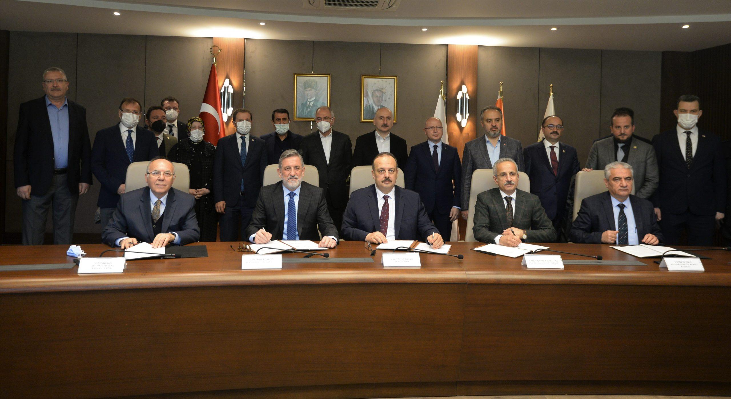 TEKNOSAB Otoyol Bağlantı Kavşağı İçin İmzalar Atıldı